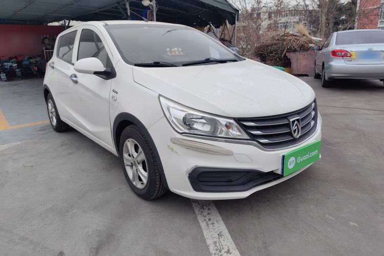 Used Baojun 310 2017 1.5L automatic comfort version Exterior 2