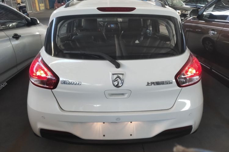 Used Baojun 310 2017 1.5L Manual Fashion Model Exterior 2