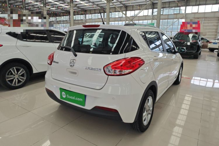 Used Baojun 310 2017 1.5L Manual Luxury Model Exterior 3