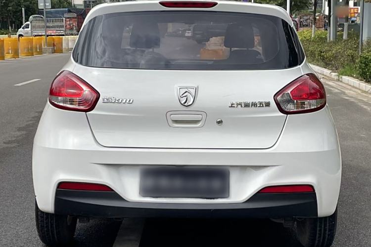 Used Baojun 310 2017 1.5L manual Comfort trim Exterior 4