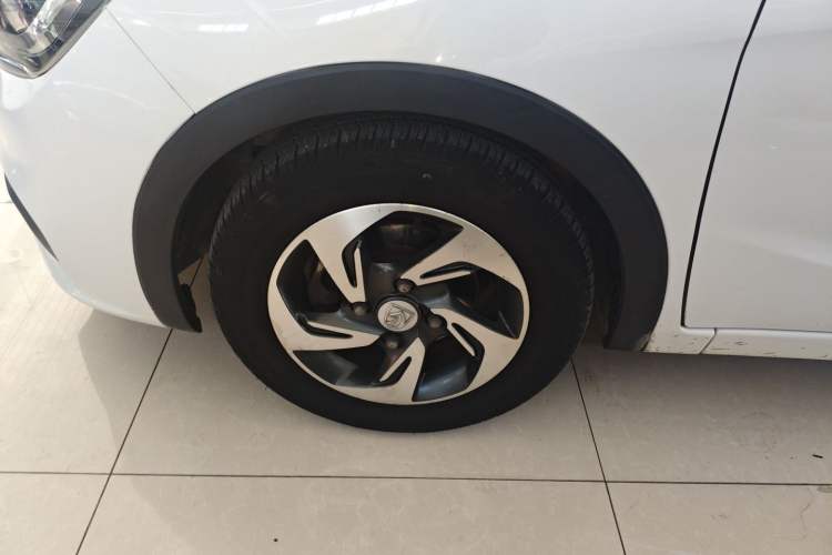 Used Baojun 310 2017 1.5L Automatic Luxury Model Exterior 4
