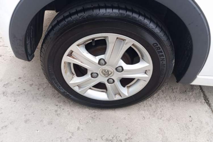 Used Baojun 310 2017 1.5L Manual Fashion Model Exterior 5