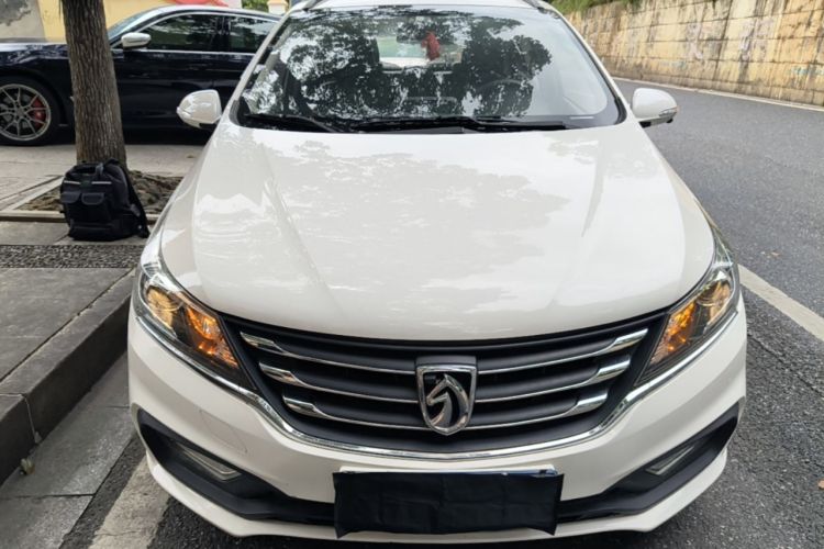 Used Baojun 310 2017 1.5L Automatic Luxury Model Front