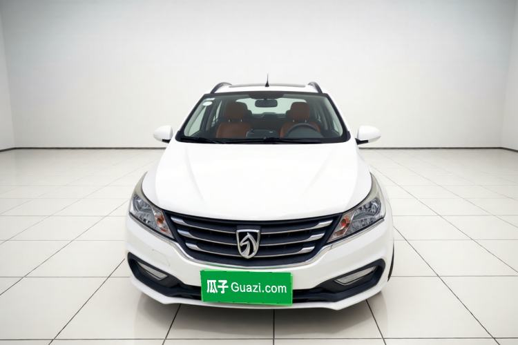 Used Baojun 310 2017 1.5L Automatic Fashion Model Front