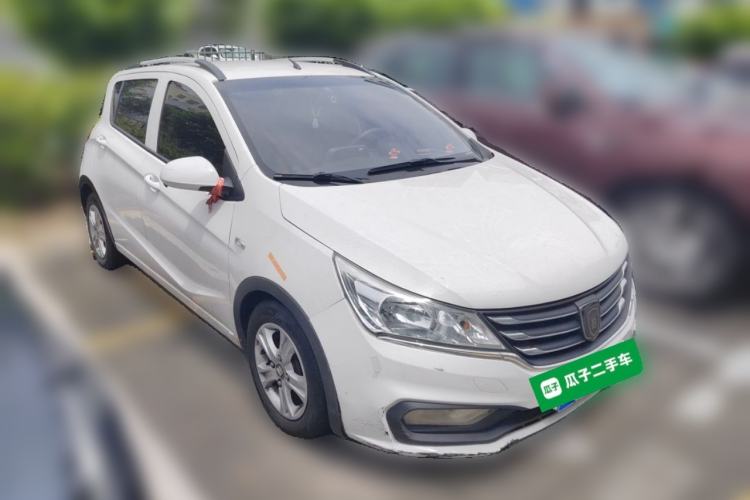 Used Baojun 310 2017 1.5L Automatic Fashion Model Front Right 45 Deg