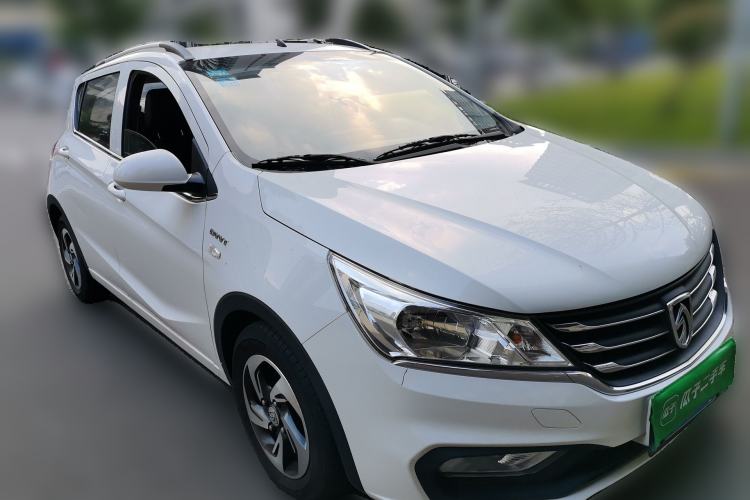 Used Baojun 310 2017 1.5L Automatic Fashion Model Front Right 45 Deg