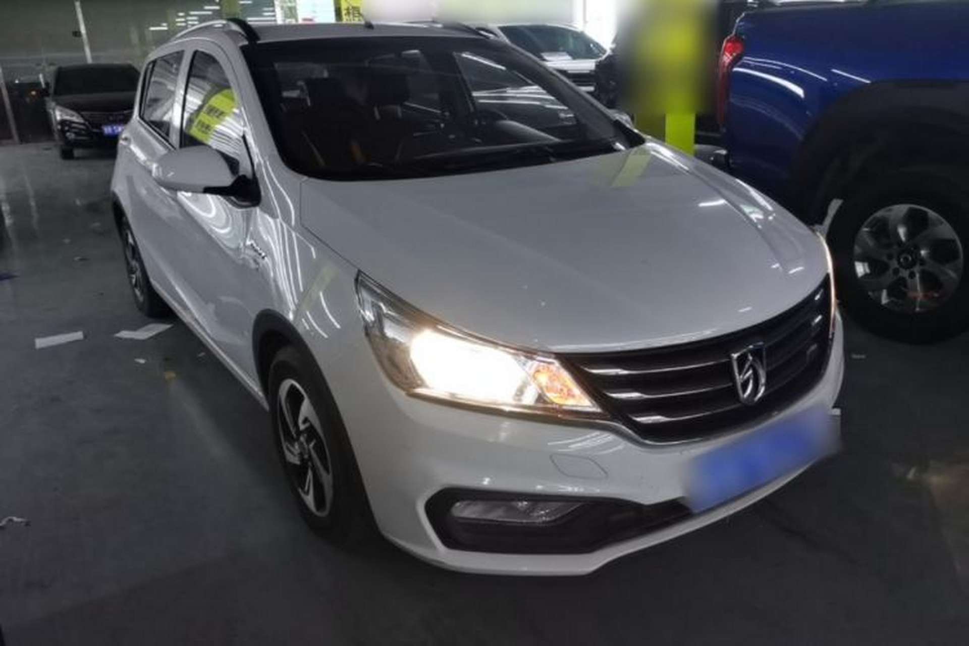 Used Baojun 310 2017 1.5L Automatic Fashion Model Front Right 45 Deg