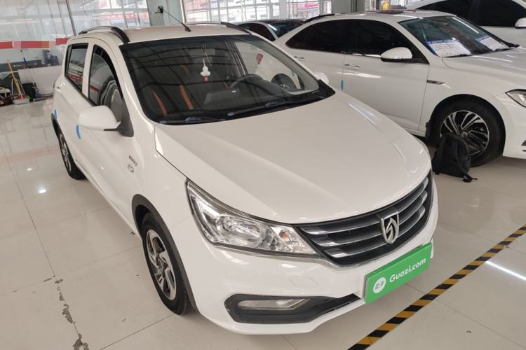 Used Baojun 310 2017 1.5L Automatic Fashion Model Front Right 45 Deg