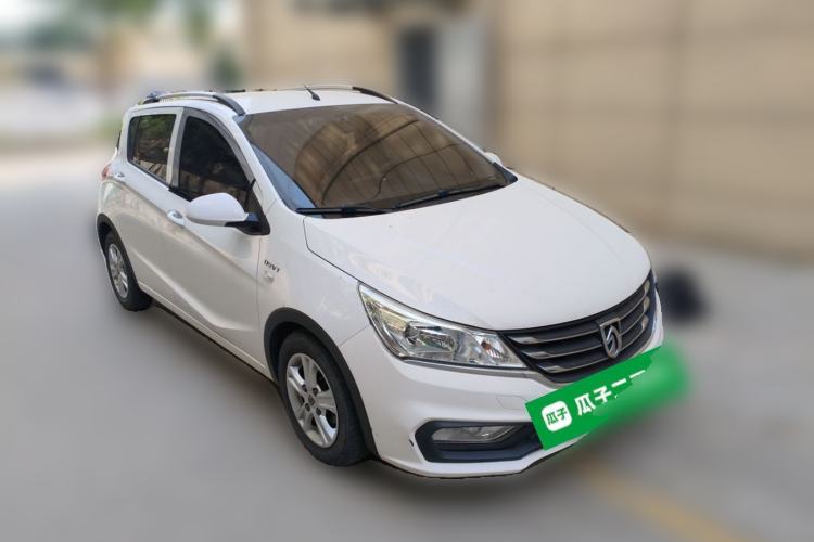 Used Baojun 310 2017 1.5L Automatic Fashion Model Front Right 45 Deg