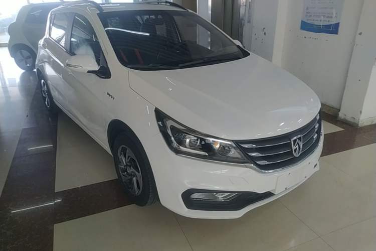 Used Baojun 310 2017 1.5L Automatic Luxury Model Front Right 45 Deg