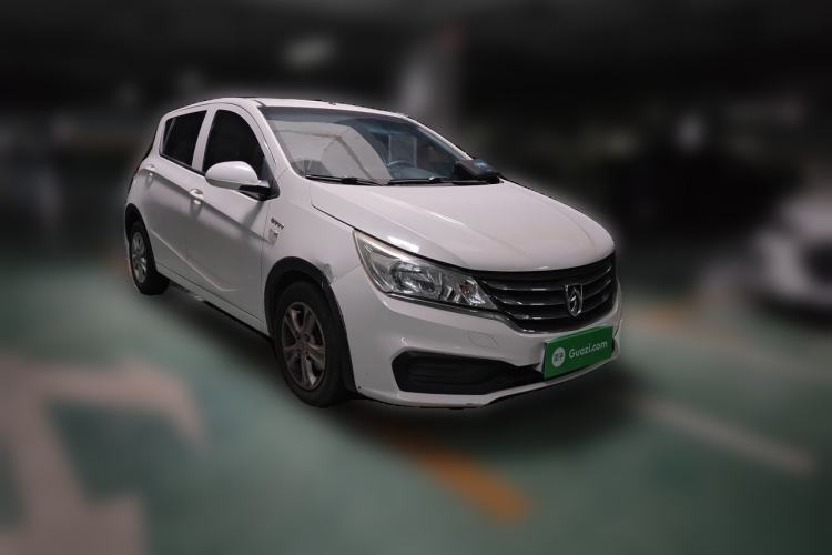 Used Baojun 310 2017 1.5L automatic comfort version Front Right 45 Deg