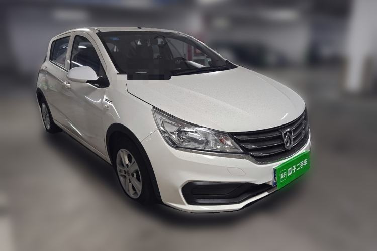 Used Baojun 310 2017 1.5L manual Comfort trim Front Right 45 Deg