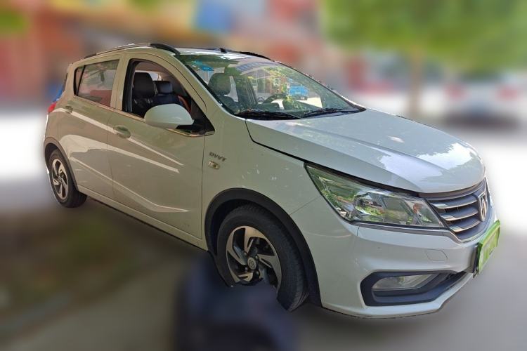 Used Baojun 310 2017 1.5L Automatic Fashion Model Front Right 45 Deg