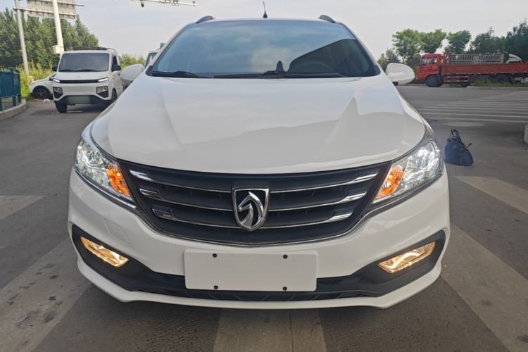 Used Baojun 310 2017 1.5L Automatic Fashion Model Front