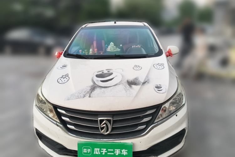 Used Baojun 310 2017 1.5L automatic comfort version Front