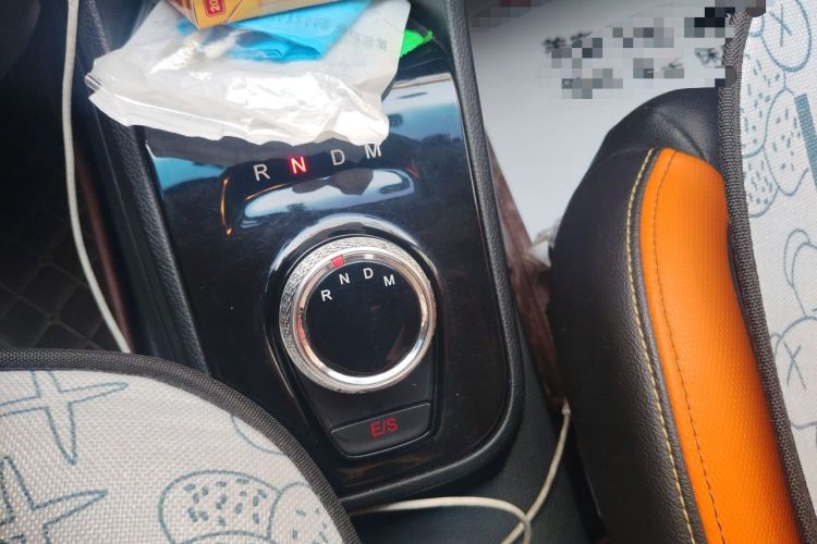 Used Baojun 310 2017 1.5L Automatic Luxury Model Gear Lever