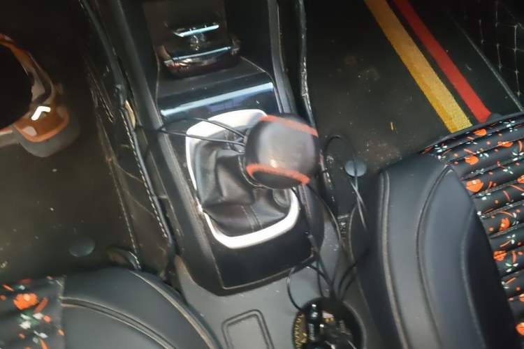Used Baojun 310 2017 1.5L Manual Luxury Model Gear Lever
