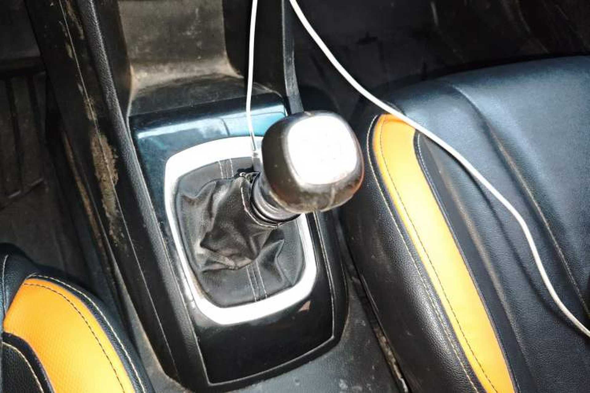 Used Baojun 310 2017 1.5L Manual Luxury Model Gear Lever