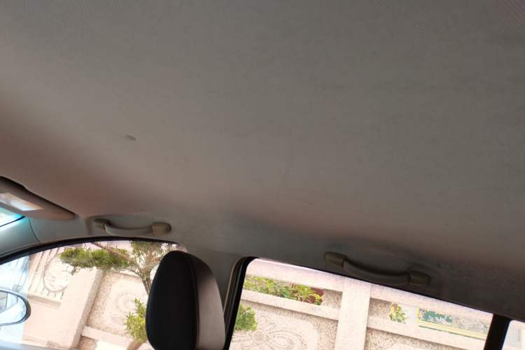 Used Baojun 310 2017 1.5L Automatic Fashion Model Headliner
