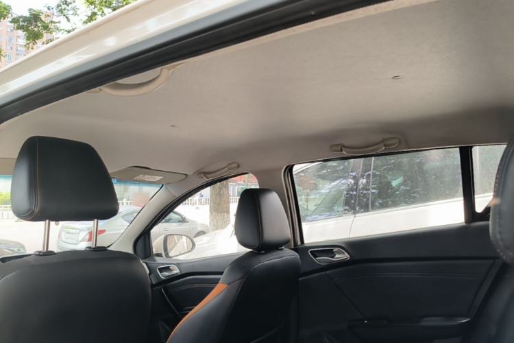 Used Baojun 310 2017 1.5L Automatic Fashion Model Headliner