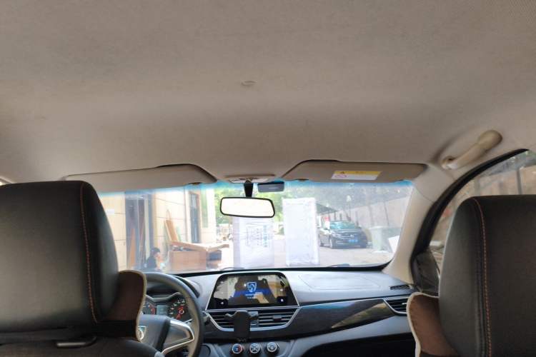 Used Baojun 310 2017 1.5L Automatic Fashion Model Headliner
