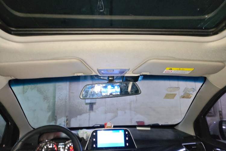 Used Baojun 310 2017 1.5L Automatic Luxury Model Headliner
