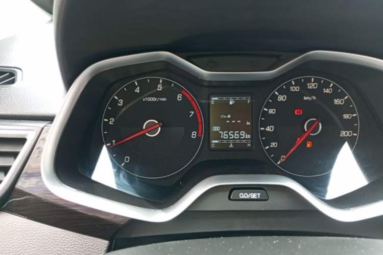 Used Baojun 310 2017 1.5L Manual Fashion Model Instrument Cluster