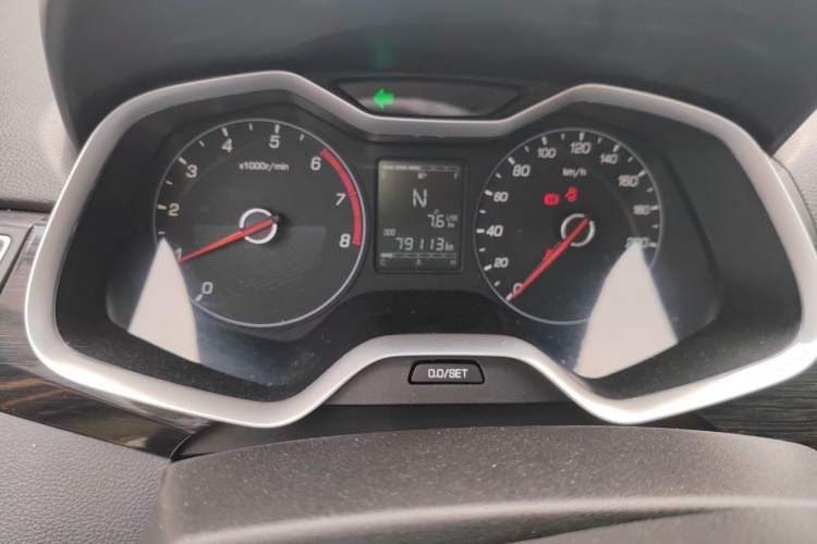 Used Baojun 310 2017 1.5L Automatic Fashion Model Instrument Cluster