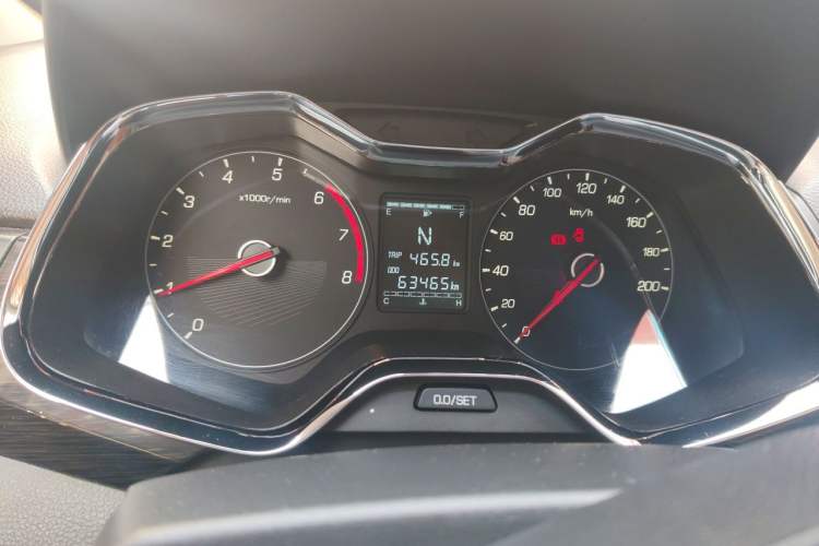 Used Baojun 310 2017 1.5L Automatic Luxury Model Instrument Cluster
