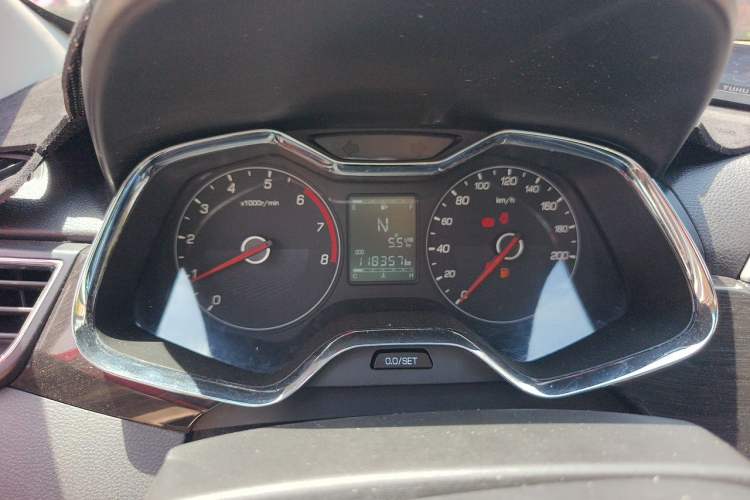 Used Baojun 310 2017 1.5L Automatic Luxury Model Instrument Cluster