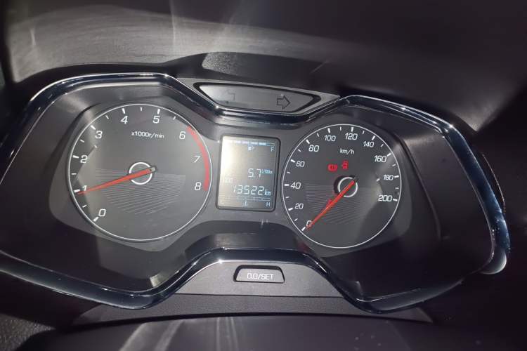 Used Baojun 310 2017 1.5L Manual Luxury Model Instrument Cluster