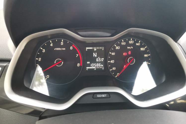 Used Baojun 310 2017 1.5L Automatic Fashion Model Instrument Cluster
