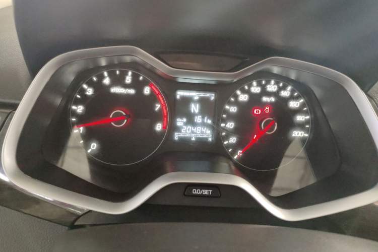 Used Baojun 310 2017 1.5L Automatic Fashion Model Instrument Cluster