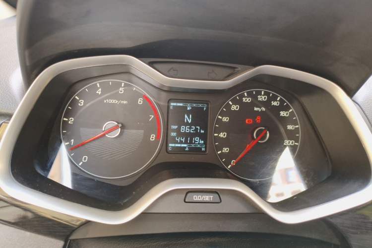 Used Baojun 310 2017 1.5L Automatic Fashion Model Instrument Cluster