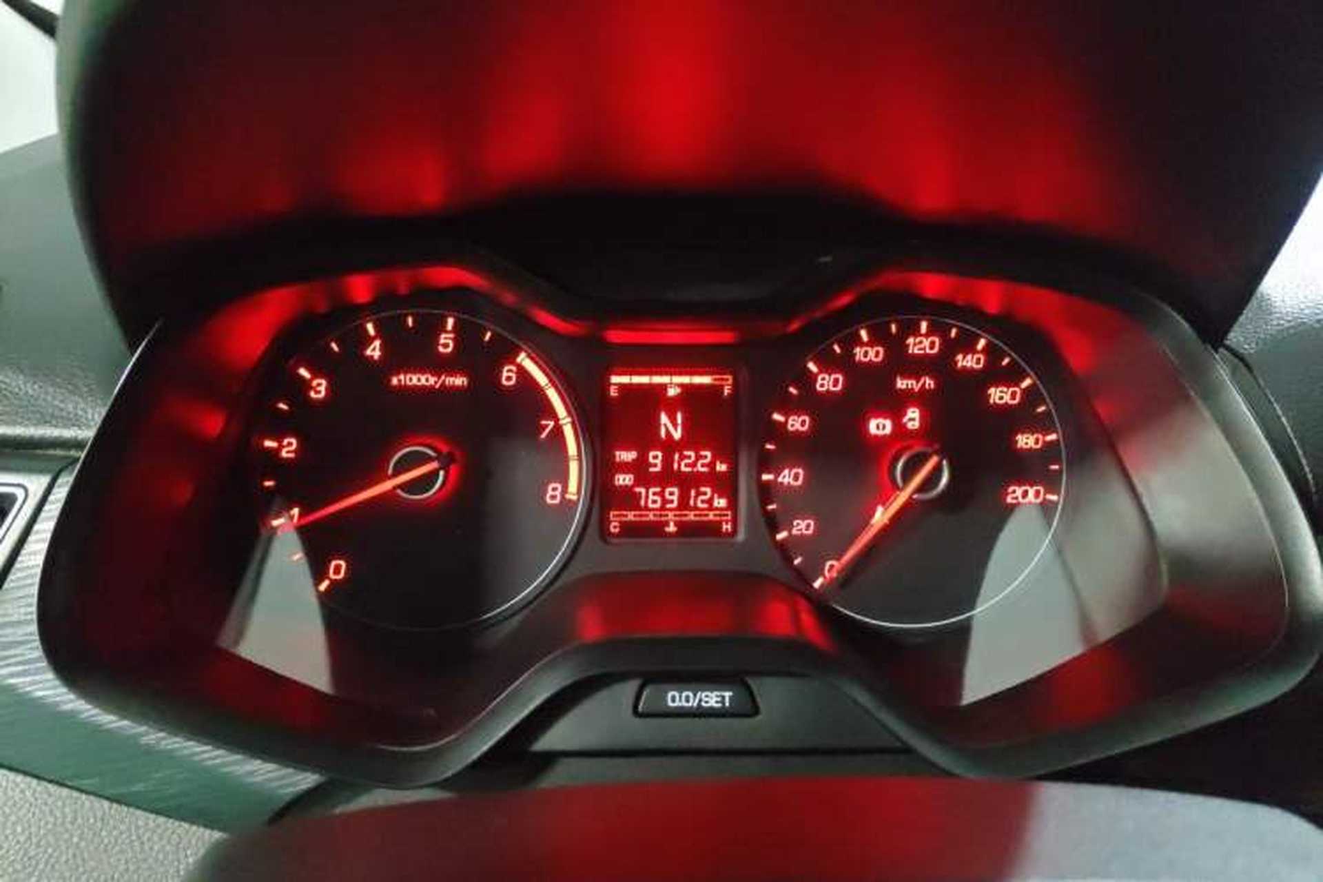 Used Baojun 310 2017 1.5L automatic comfort version Instrument Cluster