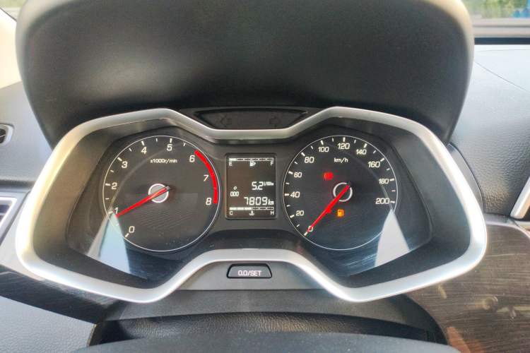 Used Baojun 310 2017 1.5L Manual Fashion Model Instrument Cluster