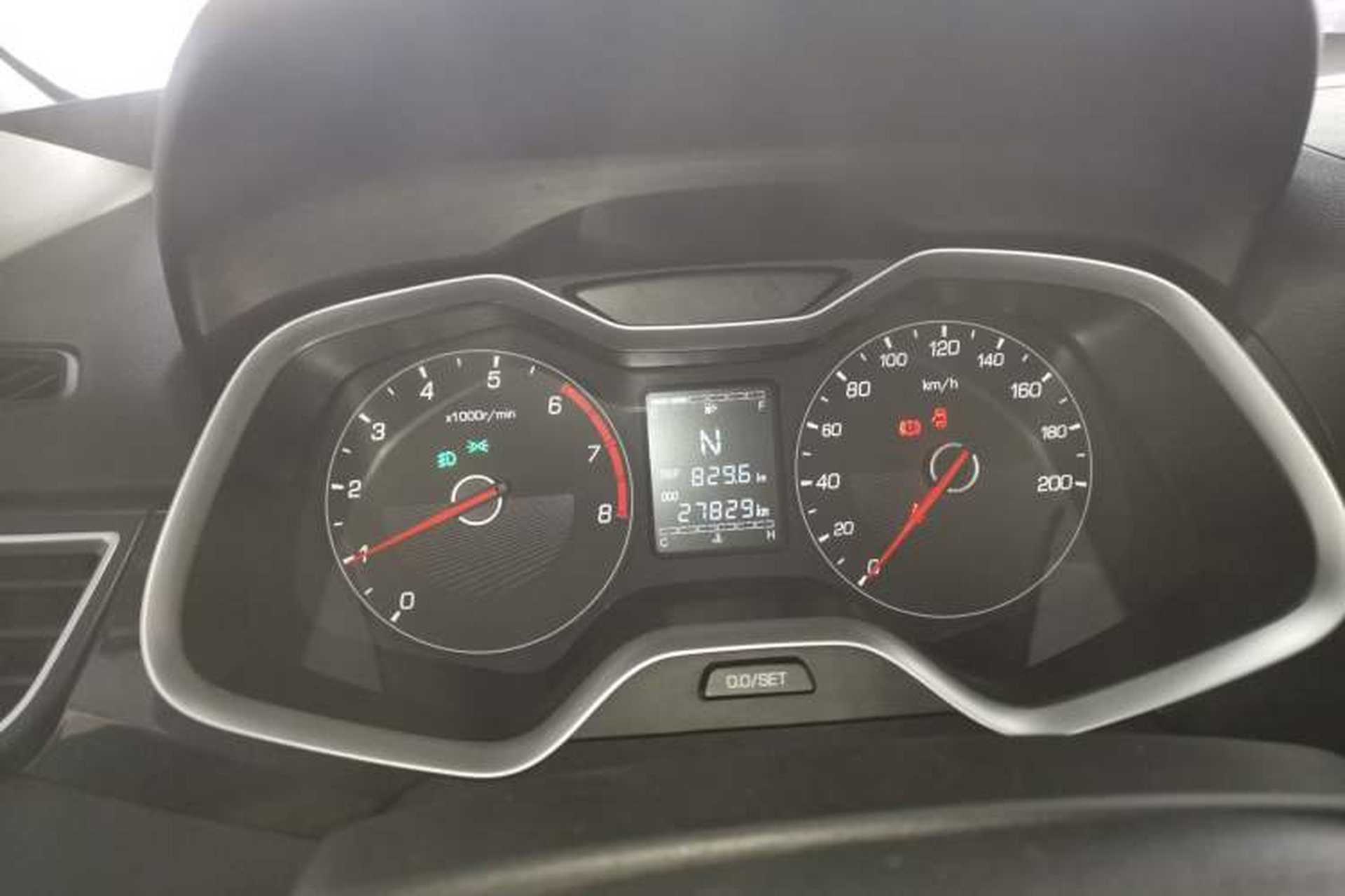 Used Baojun 310 2017 1.5L Automatic Fashion Model Instrument Cluster