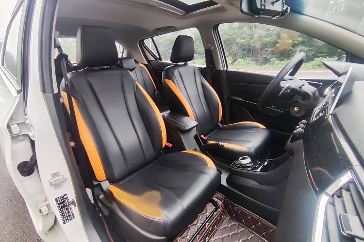 Used Baojun 310 2017 1.5L Automatic Luxury Model Interior 3
