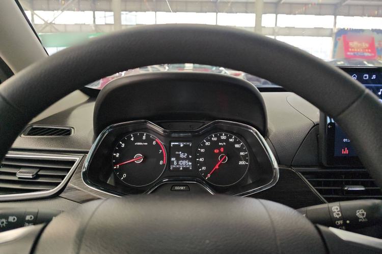 Used Baojun 310 2017 1.5L Manual Luxury Model Interior 9