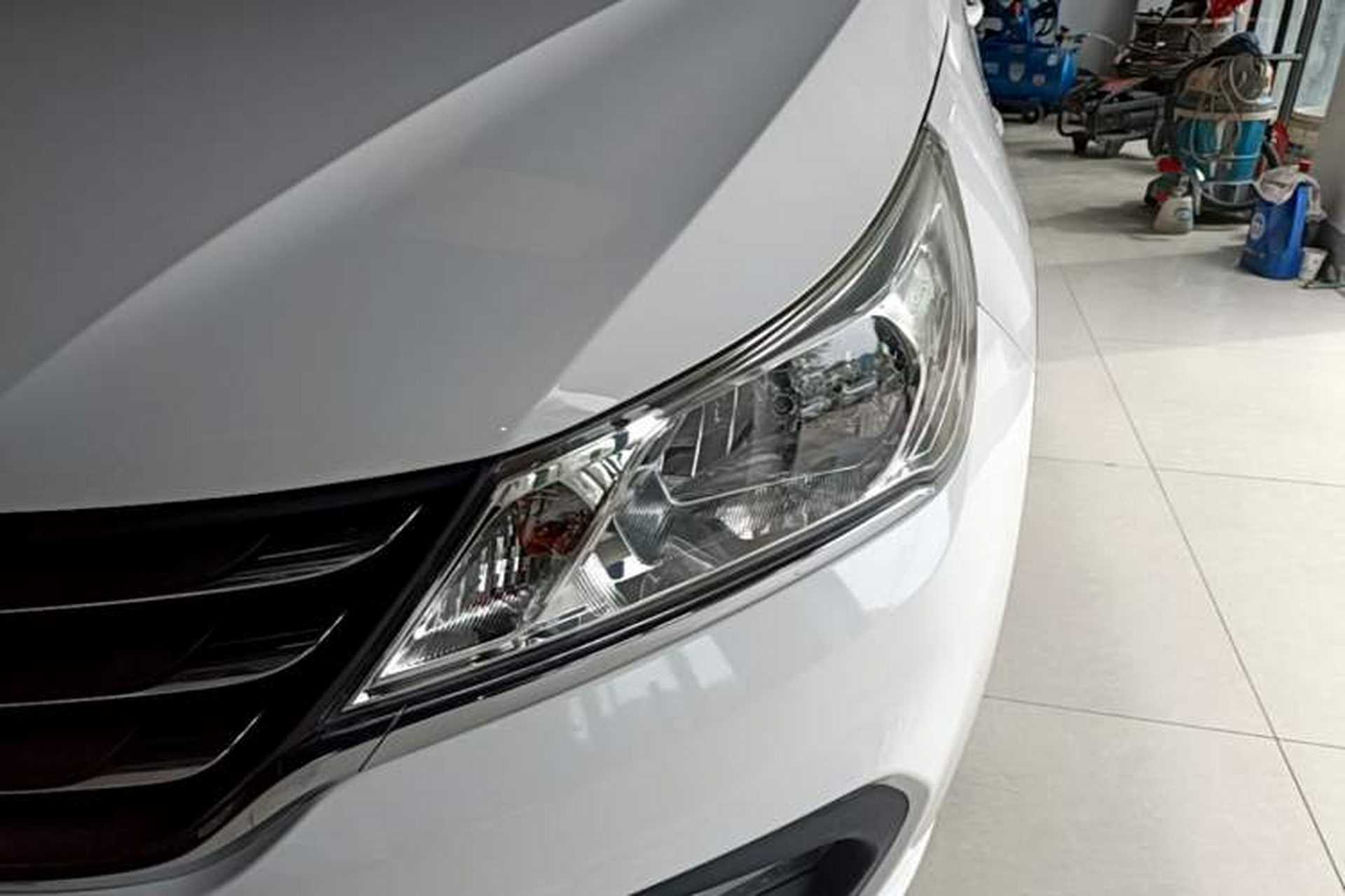 Used Baojun 310 2017 1.5L Manual Fashion Model Left Front Headlight