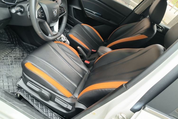 Used Baojun 310 2017 1.5L Automatic Luxury Model Left Front Seat