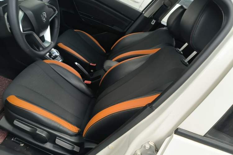 Used Baojun 310 2017 1.5L Automatic Fashion Model Left Front Seat