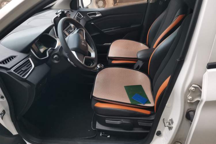Used Baojun 310 2017 1.5L Automatic Fashion Model Left Front Seat