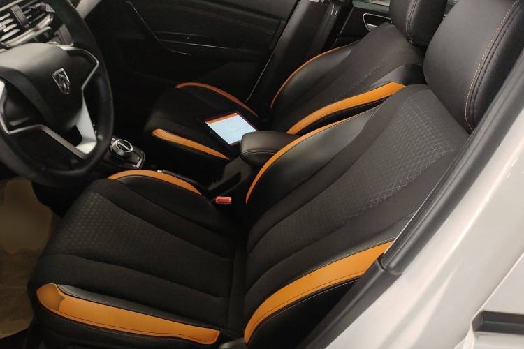 Used Baojun 310 2017 1.5L Automatic Fashion Model Left Front Seat
