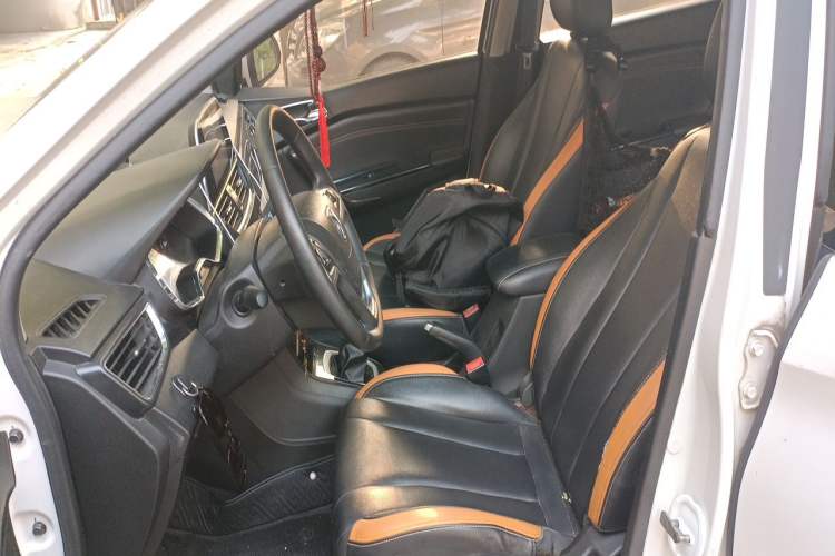 Used Baojun 310 2017 1.5L Manual Luxury Model Left Front Seat