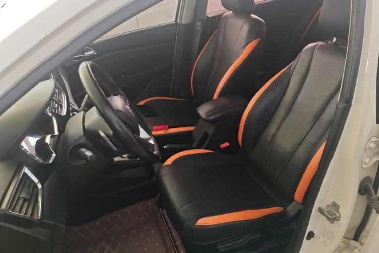 Used Baojun 310 2017 1.5L Automatic Luxury Model Left Front Seat