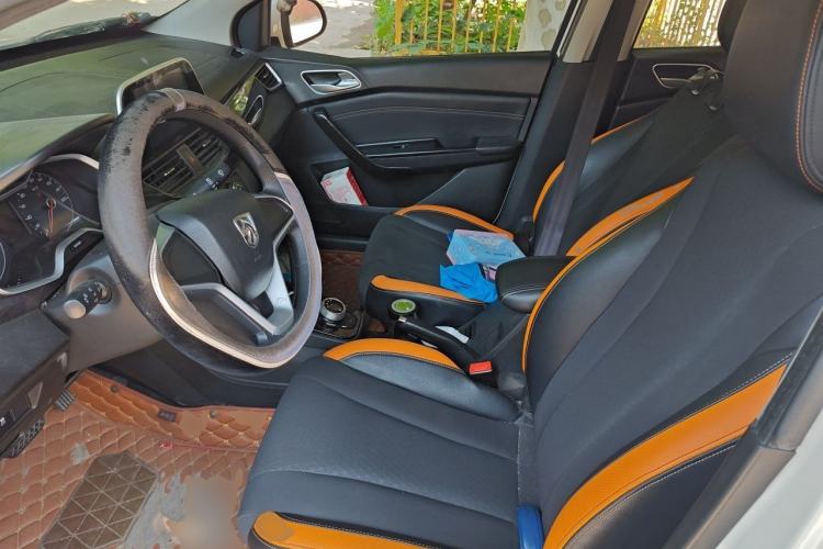 Used Baojun 310 2017 1.5L Automatic Fashion Model Left Front Seat