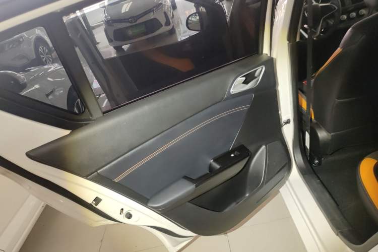 Used Baojun 310 2017 1.5L Automatic Fashion Model Left Rear Door Interior