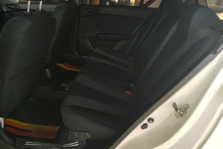 Used Baojun 310 2017 1.5L automatic comfort version Left Rear Seat