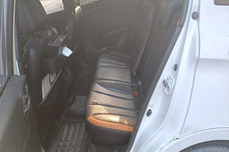 Used Baojun 310 2017 1.5L Manual Luxury Model Left Rear Seat